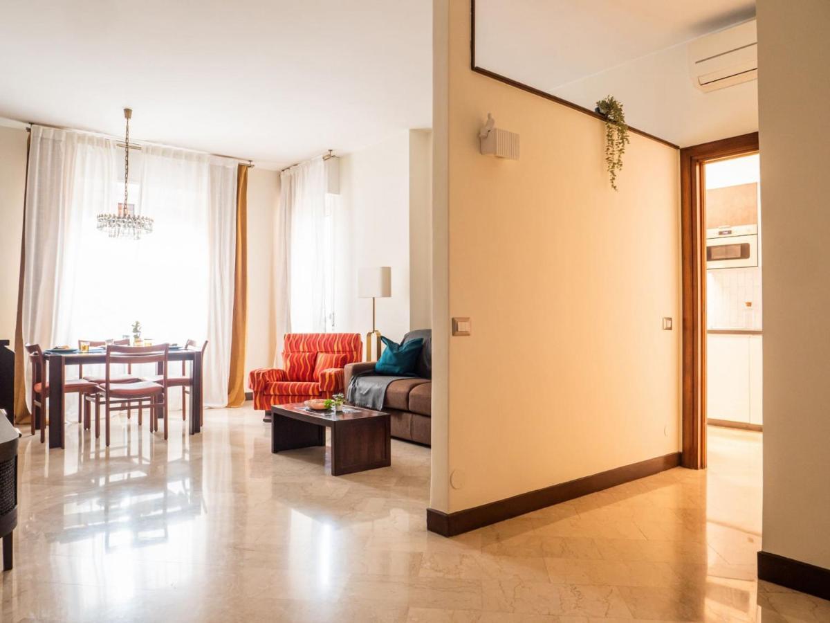 The Rent - In Citta Studi District Mailand